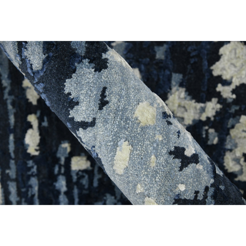 Blue Sapphire Hand-Knotted Wool and Viscose Area Rug, 2' x 3'