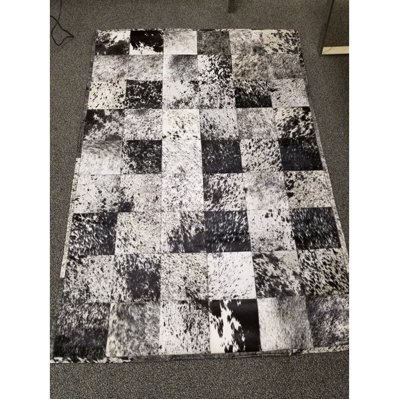 Bellbrook Cowhide Patchwork Indoor Rug