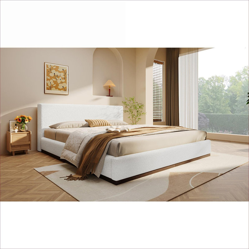 Très grand cadre de lit rembourré avec base de lit en bois massif et tissu blanc bouclé pour la chambre à coucher