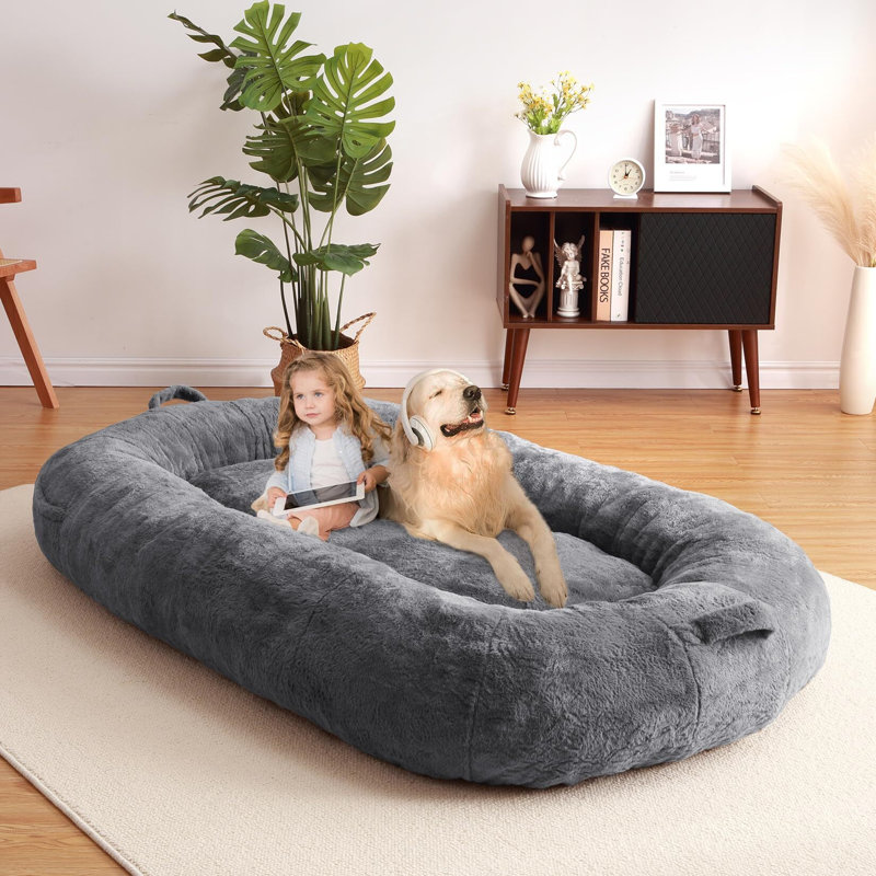 Ehlana Polyester Pet Bed, Dark Gray, 14" H x 36" W x 62" D