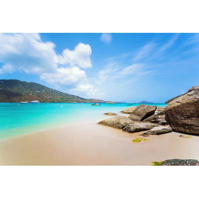 «Magens Bay Beach» par Sculpies - Photographie sur toile tendue