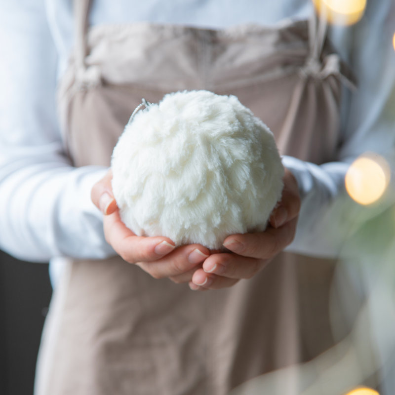 Ornements en forme de boule à volants crème de 4 pouces, élégant décor d'arbre de Noël, ensemble de 6 décorations pour fêtes et fêtes