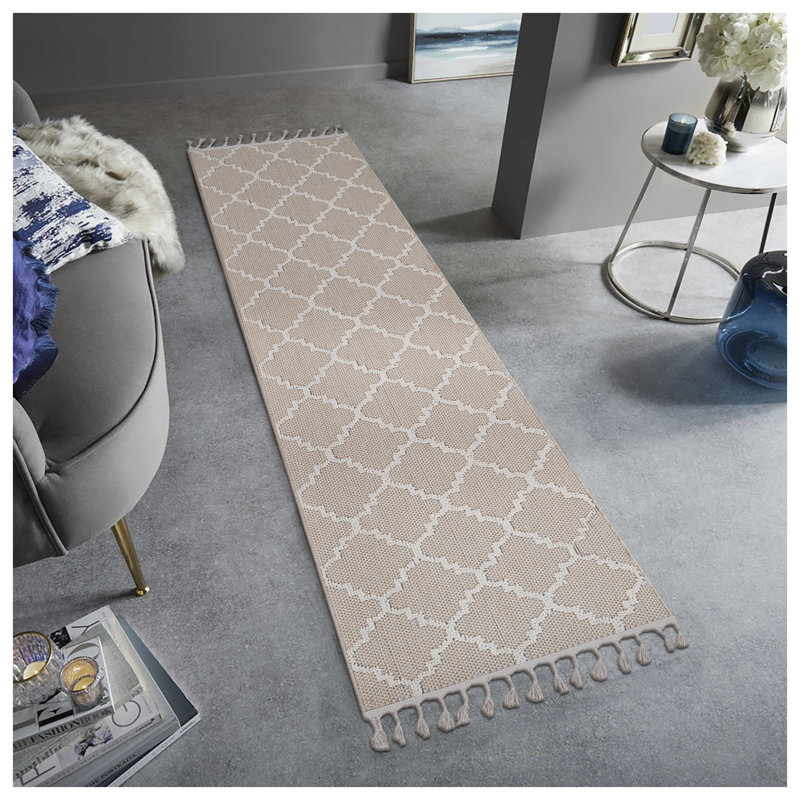 Guros Collection Ivory Trellis Indoor/Outdoor Runner Rug - Non-Shedding Polypropylene Area Rug for Hallways, Entryways & Patios