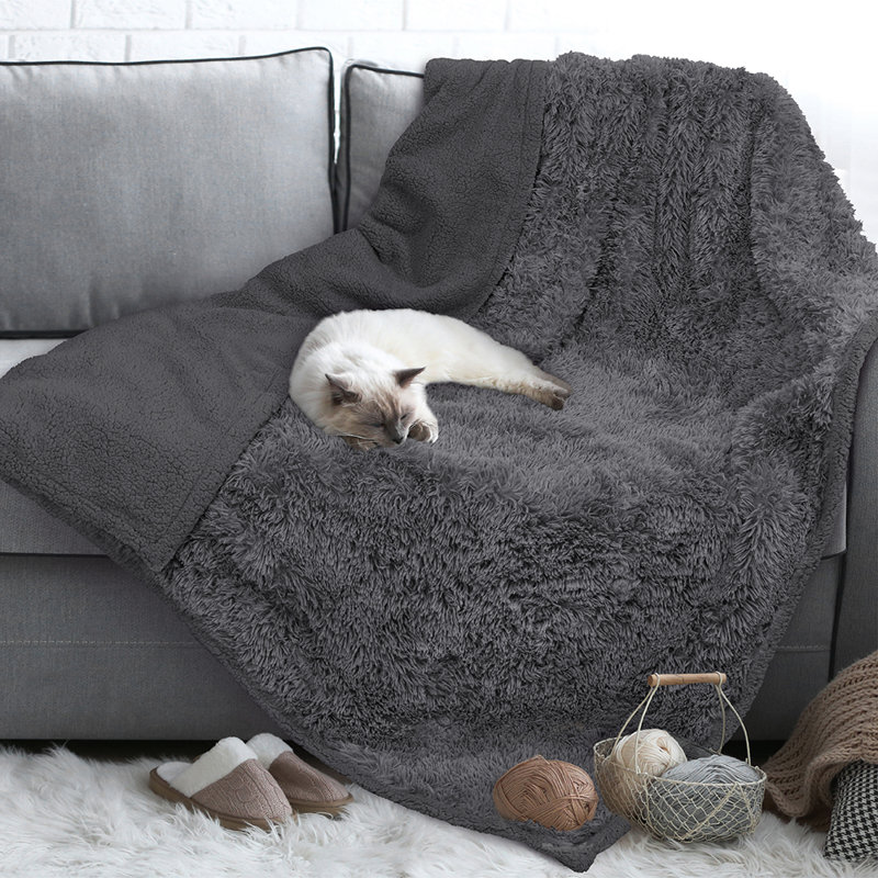 Sherpa en fausse fourrure, 40 po x 60 po, Gris