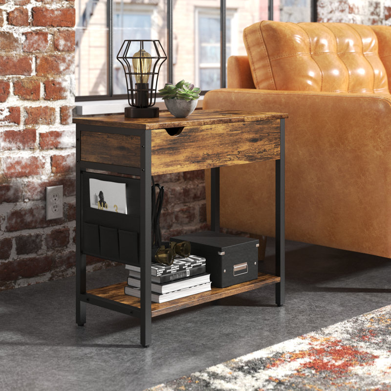 Table de bout Hipolito avec station de charge et rangement, Brun rustique