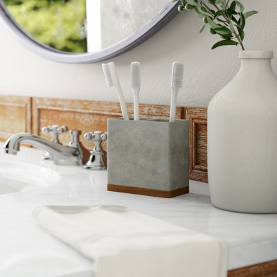 Toothbrush Holder