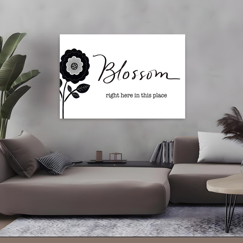 Art contemporain en fleurs, H 48 po x l 32 po