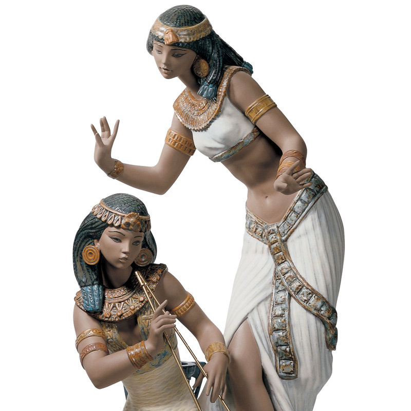 Danseurs de the nile statue