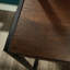 Bureau minimaliste moderne avec rehausse