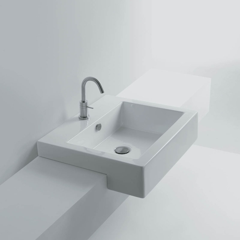 Quad 24'' L Bathroom Sink