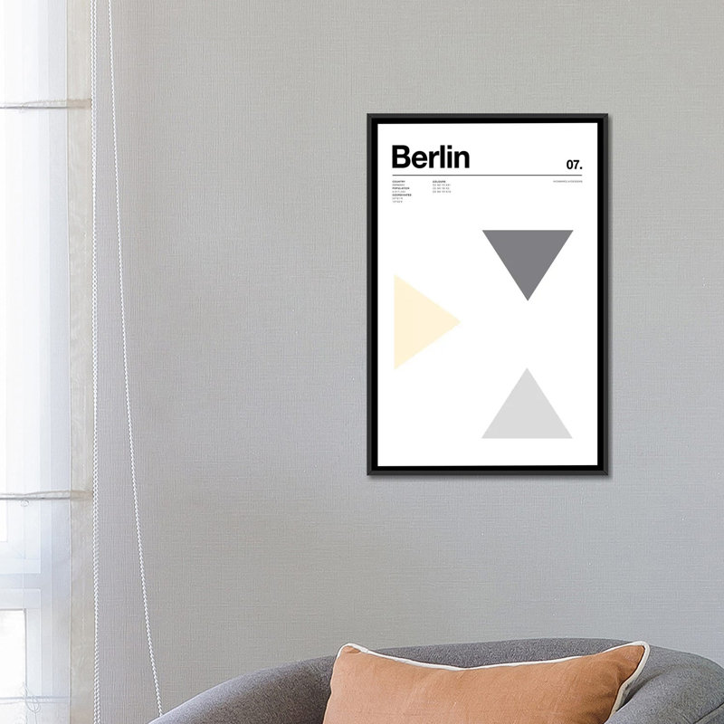 « berlin' », reproduction d’impression sur toile, H 26 po x l 18 po x P 1,5 po, Toile avec cadre noir, Pas de tapis