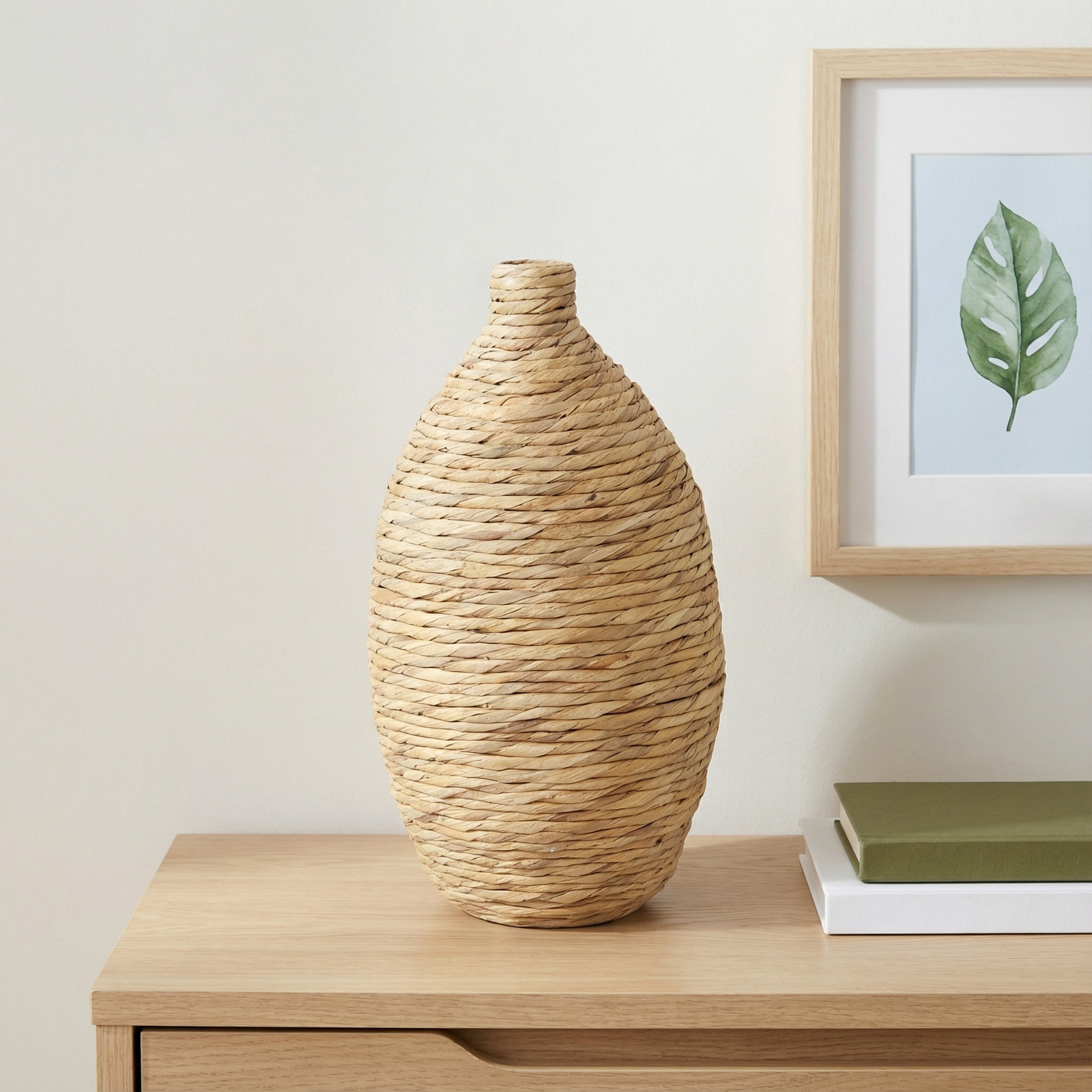 Sabre 21.75'' Handmade Seagrass Table Vase