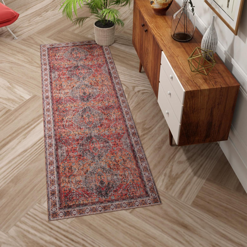 Bungalow Rose Sarah Timeless Rug, Tapis de couloir 2 pi x 8 pi