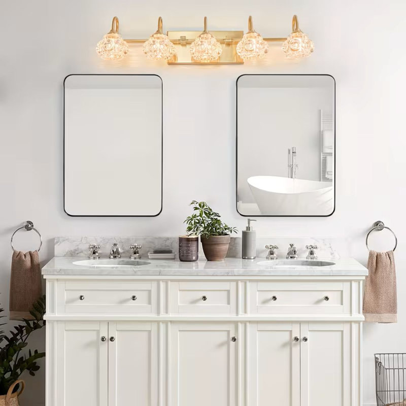 Luminaire de miroir de salle de bain doré de 29,1 pouces, luminaire de miroir de salle de bain 5 lumières avec abat-jour en cristal, applique murale de miroir moderne (base G9) pour salle de bain, salon, armoire à miroir, coiffeuse, vestibule et couloir