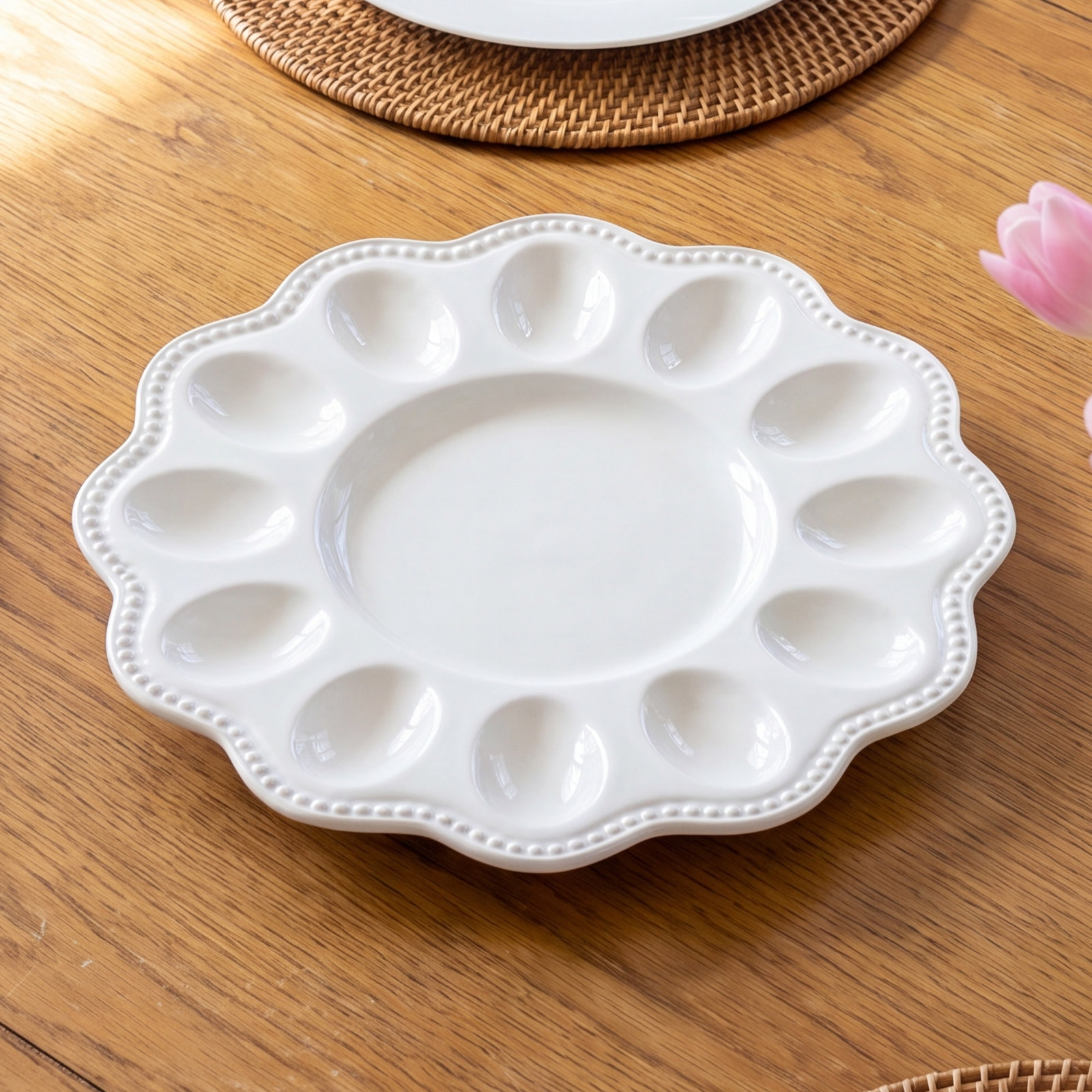 Vida Scalloped Melamine Egg Platter