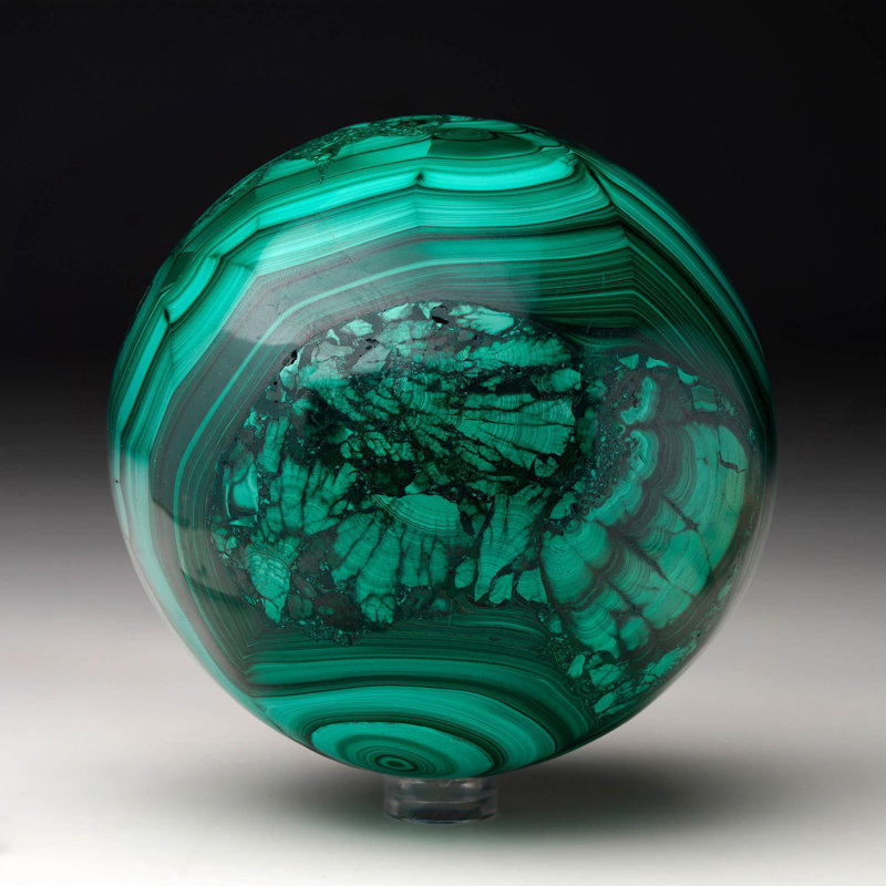 Sphère malachite de 3,5 po de diamètre polie à la main / Ver IV