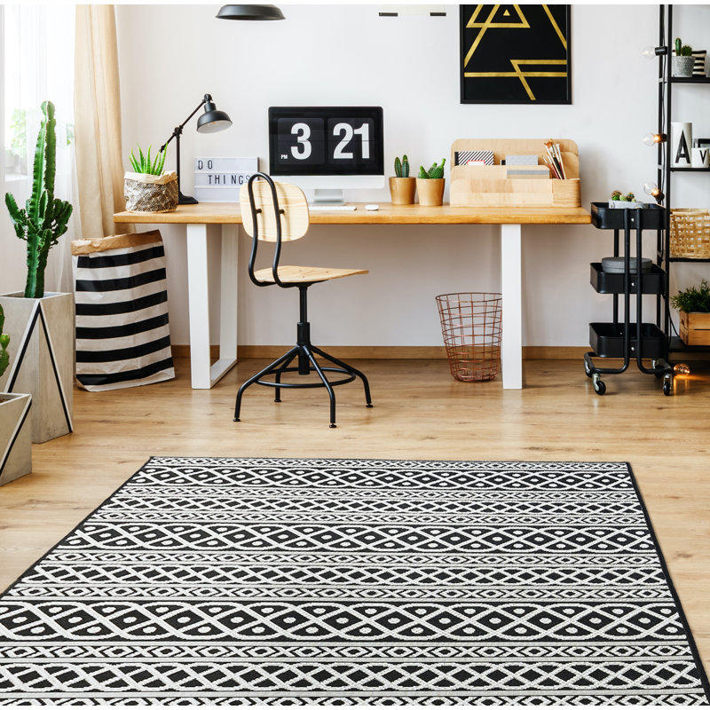 Tapis intérieur / extérieur noir / crème Theriault, Rectangle 8 pi x 10 pi