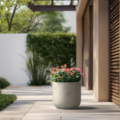 Grand pot / pot rond en béton avec trous de drainage