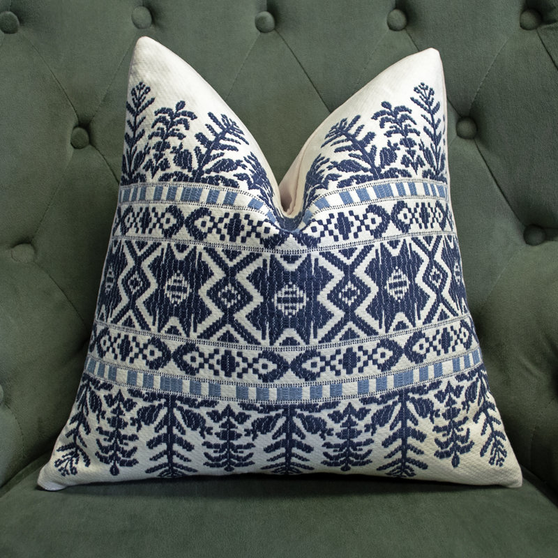 Ensemble de coussins décoratifs tribaux aztèque bleu marine Thomas Collection®, 16" x 16"
