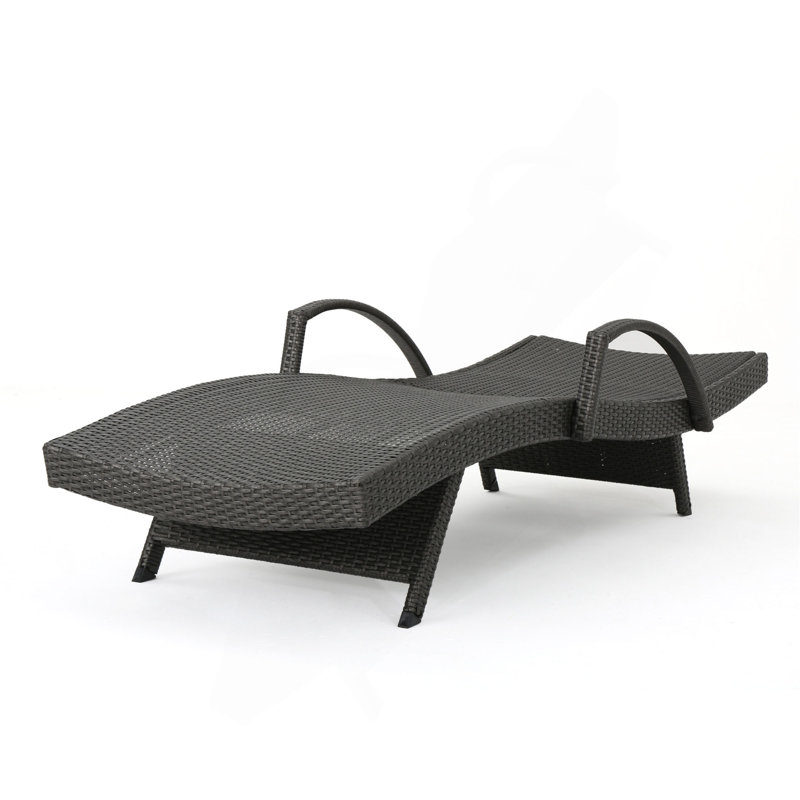 Fauteuil en osier avec accoudoirs Salem