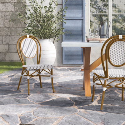 Chaise de patio empilable Dandrew