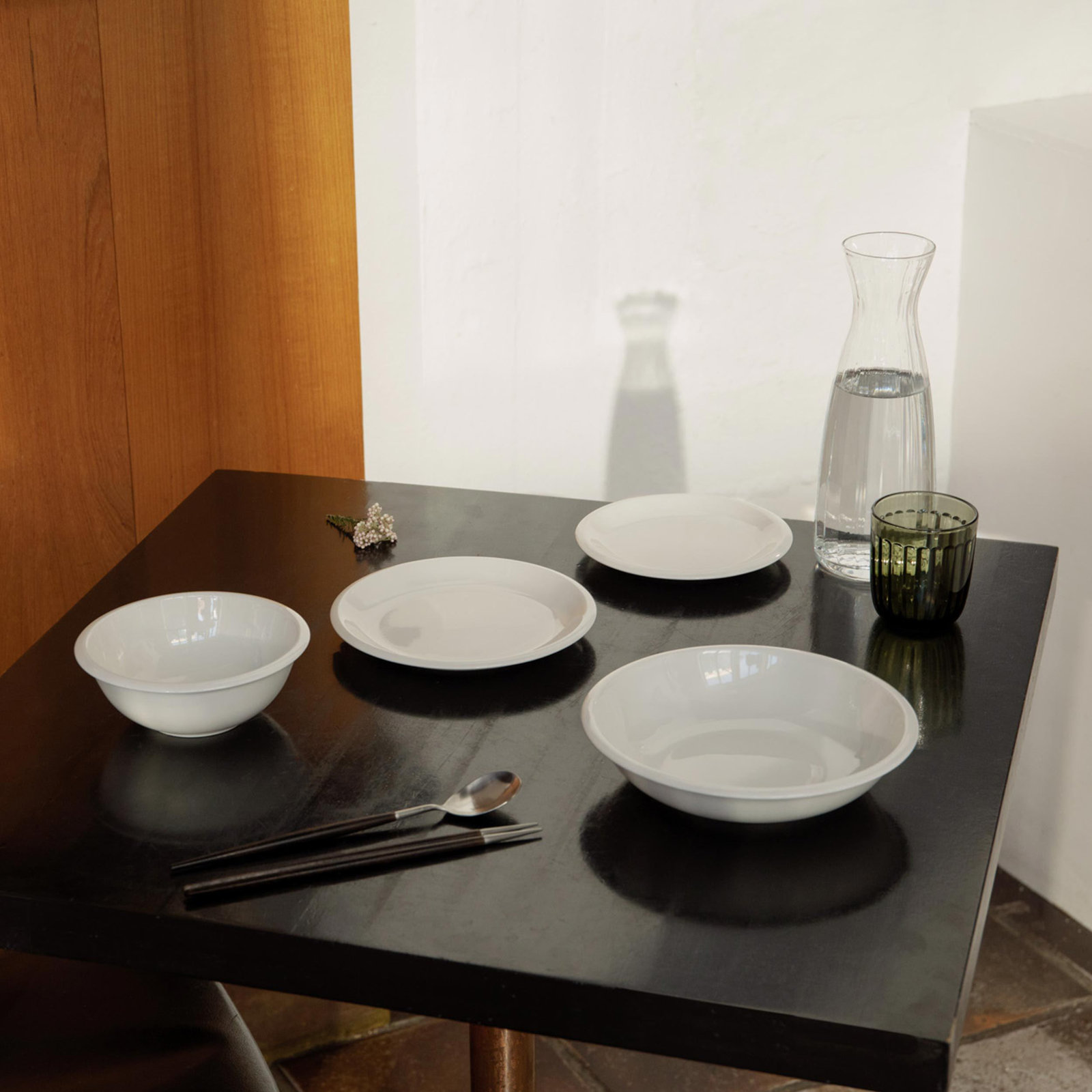 Raami 33.81 oz. Carafe