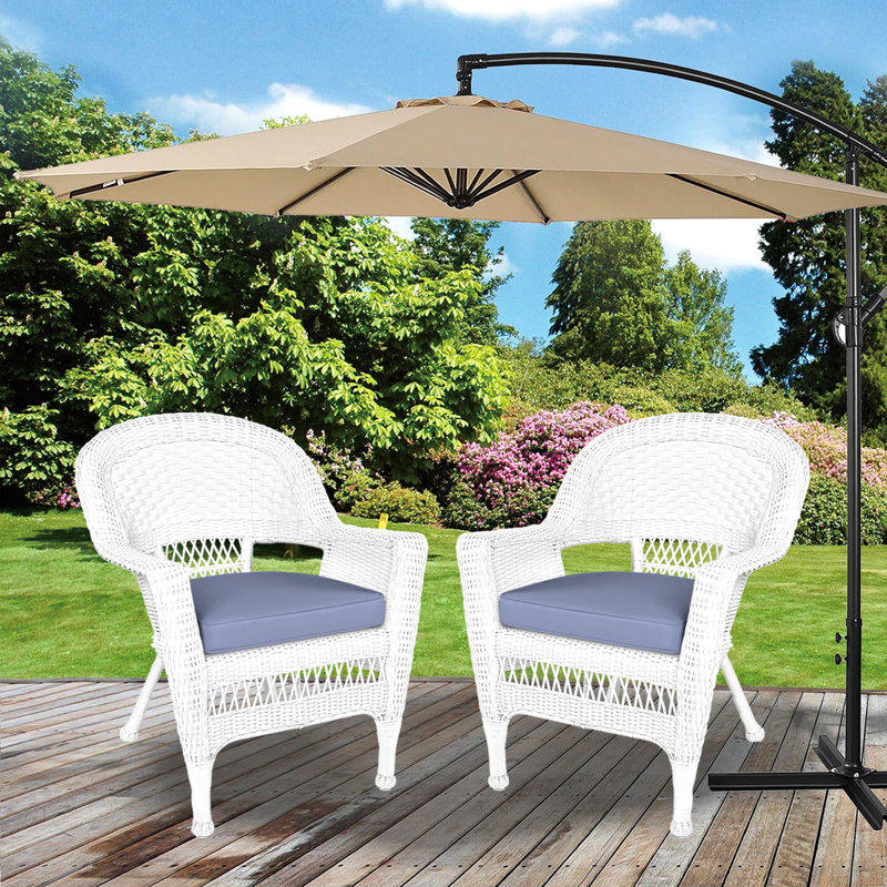 Chaise de patio avec coussins Burrowes, Blanc, Bleu acier