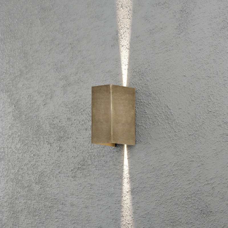 Modern Cremona 2 Adjustable LED Wall Light - IP54, 3000K Warm White, 600lm, Brushed Brass