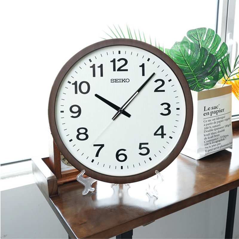 Brown Round Analog Wall Clocks