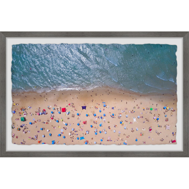 «Summer at the Beach», reproduction sur papier encadrée, H 12 po x l 18 po x P 1,5 po