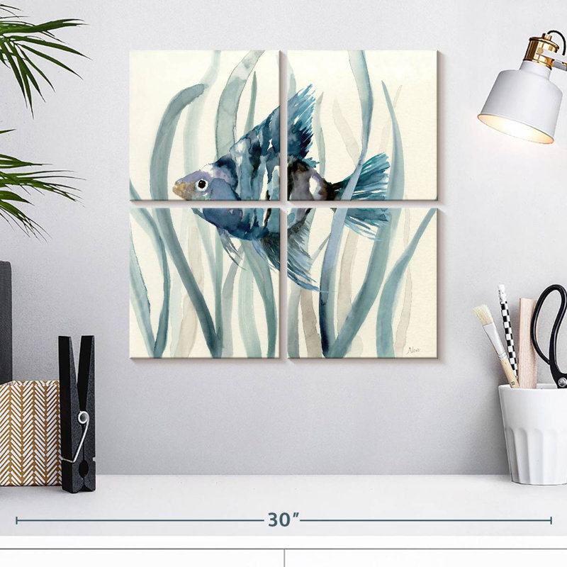 Brampt Fish In Seagrass II, 18" H x 18" W