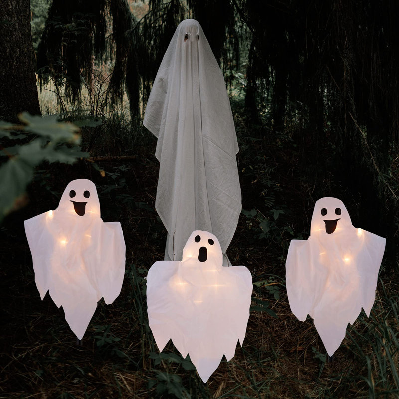 3 Pack Lighted White Cloth Ghost Stakes