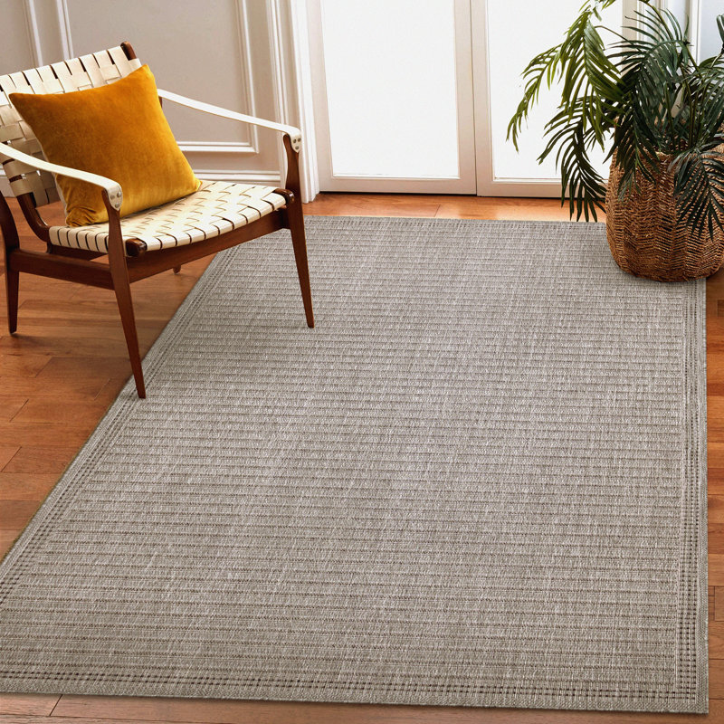 Tukgahgo Indoor / Outdoor Rug, Rectangle 3'3" x 4'11"