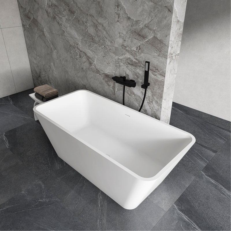 Baignoire de trempage autoportante à surface solide de 67 pouces pour salle de bain