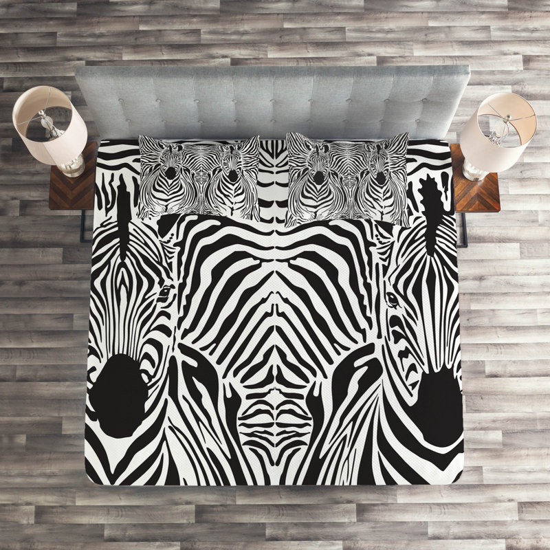 Eclectic Polyester Coverlet, King Bedspread + 2 Shams