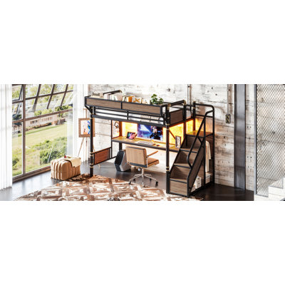 Lit mezzanine simple en métal de taille XL avec bureau intégré et prise de courant, bande DEL, cadre de lit mezzanine en métal avec panneaux perforés et panneaux de rangement en filet, escalier de rangement avec garde-robe, blanc