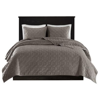 King/ King Taupe Velvet Quilt 3 Piece - Geometric, Cotton Filled, Soft Pieces Geometric Quilting, Comfortable, Filled