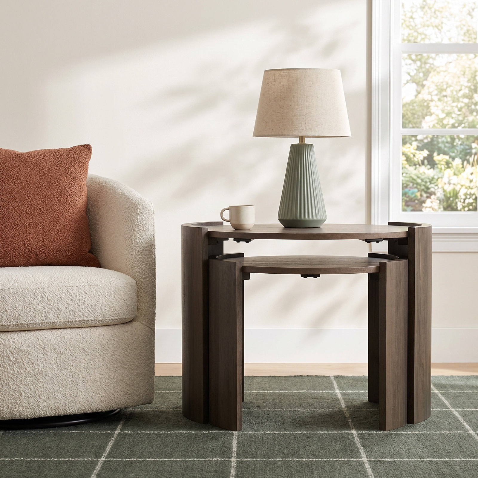 Robin 32" Mango End Table