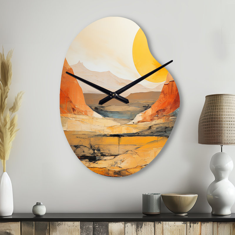 «Bold Landscape Canyon Desert VII - Canyon», forme unique en métal, horloge murale asymétrique traditionnelle, Petit