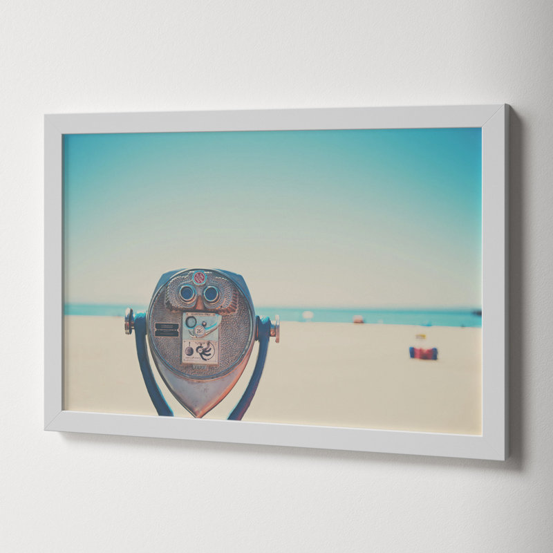 Beach Views - Reproduction de photo sur papier encadrée, H 13 po x l 19 po, Cadre blanc
