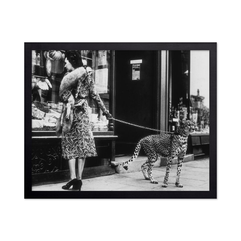Femme élégante avec guépard, H 16 po x l 20 po, Affiche, Sans cadre