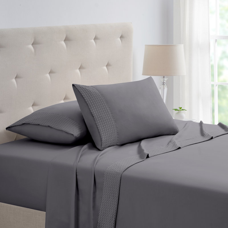 Ensemble de draps 4 pièces Kathy Ireland, Ensemble de draps pour grand lit avec 2 taies d'or, Gris