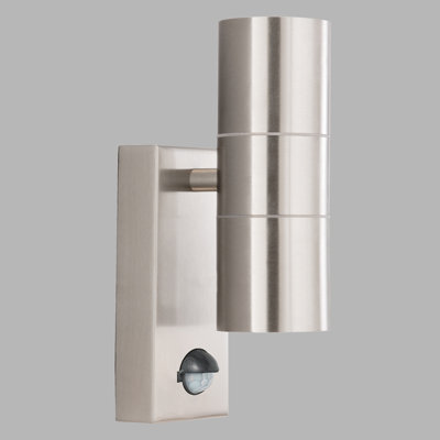 Lauderhill 2 - Bulb 22cm H Outdoor Armed Sconce