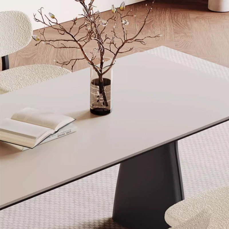 Cavanagh 4 - Person Dining Set, 29.5"H x 59.1"L x 31.4"W