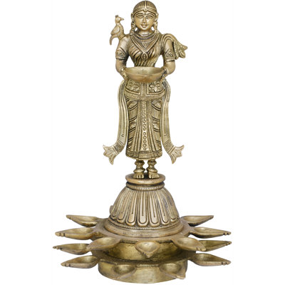 Figurine Dix-neuf mèches Deepalakshmi sur piédestal haut