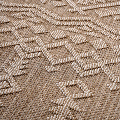 Collection Traditional Indoor/Outdoor Area Rug
