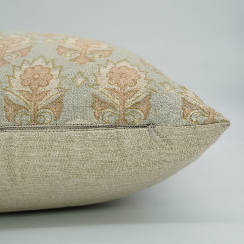 Coussin décoratif à motif floral avec coussins décoratifs bleus légers 12 x 20 pouces Coussin d'intérieur Fab divines Kusum