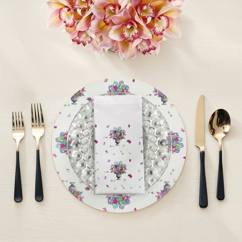 Pistils Small Bouquet Cotton Sateen Dinner Napkins