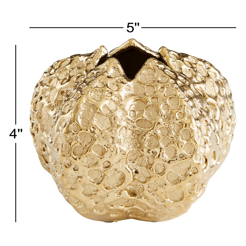 Pores Glass Table Vase