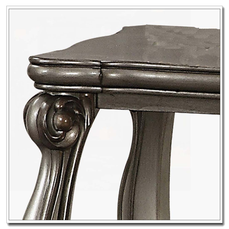 Table de bout en platine antique avec tablette inférieure